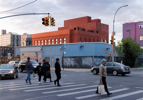 Umbau Von Hdm In New York Kraftwerk Für Die Kunst Architektur Und