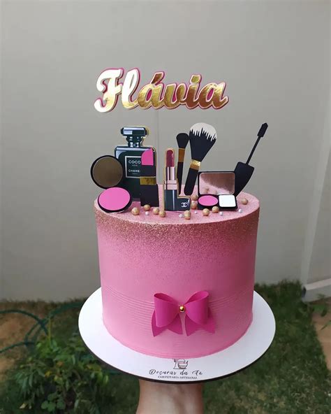 Bolo De Maquiagem Modelos E Como Fazer Uma Decora O Perfeita