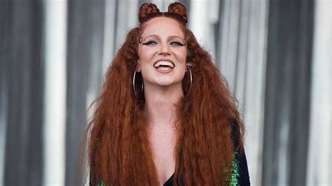 Jess Glynne Slams Restaurant For Pure Discrimination After Being Refused Entry U105