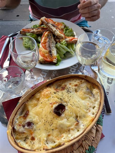 Bistro Des Augustins In Paris Restaurant Reviews Menus And Prices