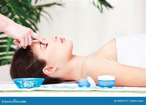 Forehead massage stock image. Image of head, aromatherapy - 23035773