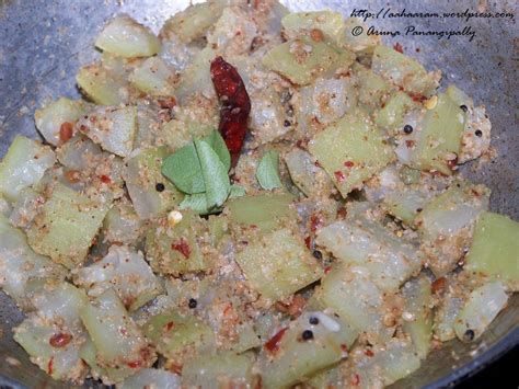 Anapakaya Koora or Sorakaya Koora (Bottle Gourd Curry, Lauki/Doodhi ka ...