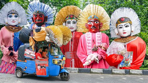 Ondel Ondel Betawi Sholawatan Qomarun Rahmatun Lil Alameen Maher