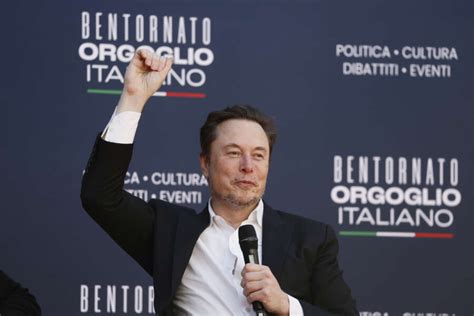 Elon Musk ad Atreju chi lo critica non è un liberale