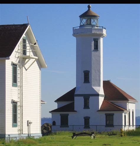 Point Wilson Lighthouse, Fort Worden State Park, Port Townsend ...