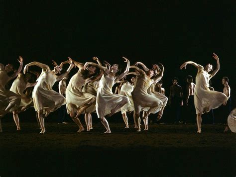 Le goût de l'exigence dans la danse | Tanztheater, Alvin ailey, Pina bausch