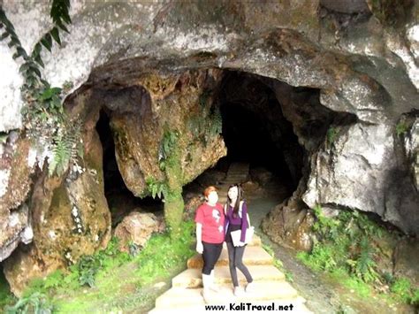 BORNEO Bau Fairy Caves Blue Lake Sarawak Kali Travel