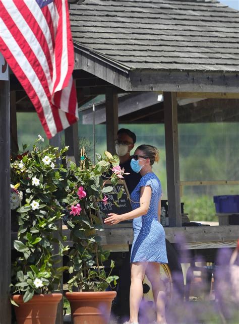 That S America S Ass Scrolller