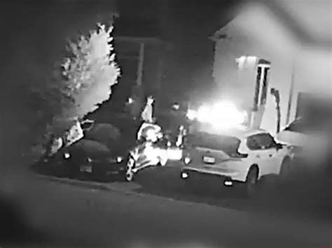 Cops Seek Suspects After Tow Truck Set On Fire In Vaughan Toronto Sun