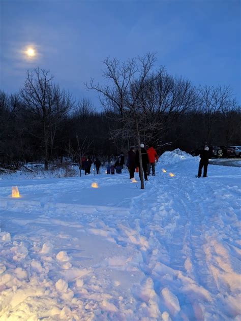 Candlelight Ski Snowshoe Hike Friends Of Blue Mound State Park