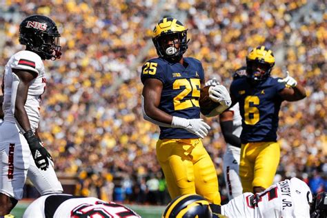 Nfl Draft Profile Hassan Haskins Running Back Michigan Wolverines