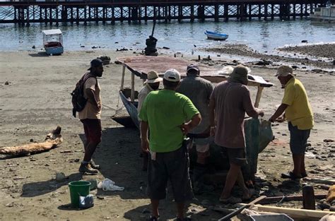 La crecida del abstencionismo encuentra su paraíso en una playa de