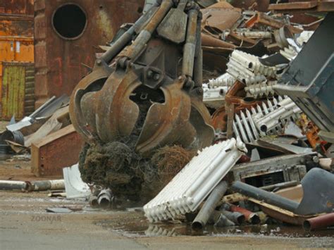 Praca Niemcy od zaraz przy recyklingu na taśmie sortowacz metalu Coburg