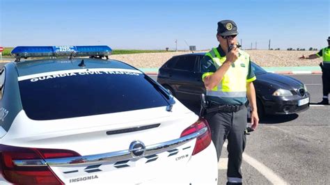 Un kamikaze conduce 5 kilómetros en sentido contrario en una autovía de