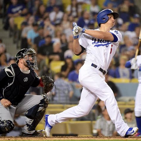 Corey Seager Hits 3 Home Runs in Dodgers' Win over Braves | News, Scores, Highlights, Stats, and ...