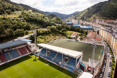 Eibar Is Facing Stiff Challenges in Spain’s La Liga - The New York Times