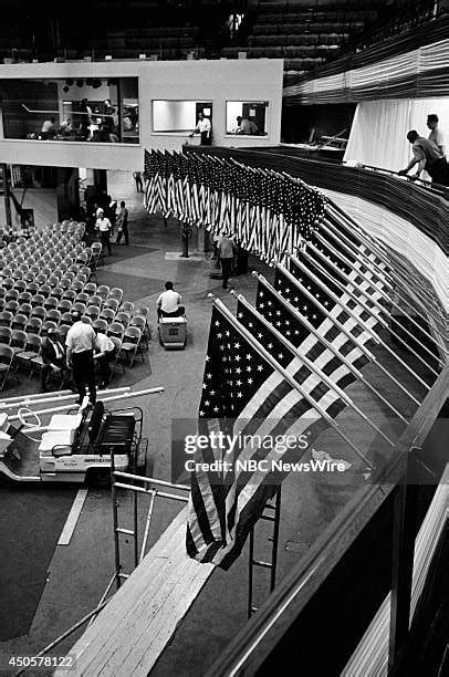 1,154 Chicago International Amphitheatre Stock Photos, High-Res ...