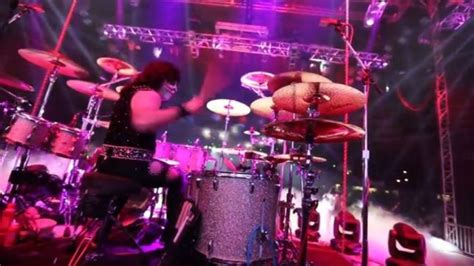 KISS Eric Singer Drum Cam Footage Performing The Song Black Diamond