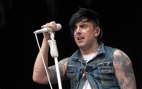 Lostprophets Ian Watkins Was Stabbed With Sharpened Toilet Brush In