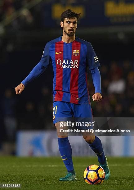 Valencia Andre Gomes Photos and Premium High Res Pictures - Getty Images