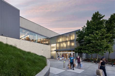 Travel Guide and Directions to The Mills at Jersey Gardens 36