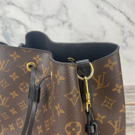 Louis Vuitton 路易威登m44020 經典monogram花紋neonoe系列牛皮鑲飾束口 水桶包 斜背包 肩背包