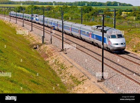 Tgv Sud Est French High Speed Rail Service In The Lgv Sud Est Near