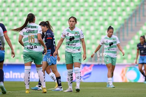 Lourdes De León Z629310 Santos vs Chivas femenil