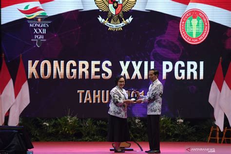 Presiden Jokowi Buka Kongres Xxii Pgri Antara News