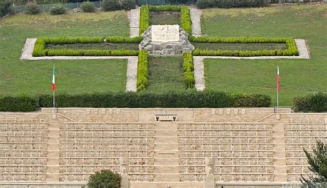 Polski Cmentarz Wojenny Na Monte Cassino Monte Cassino I Okolice