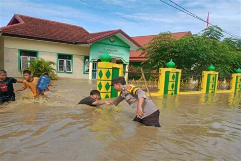 2 Desa Terendam Banjir Di Kolaka Akibat Luapan Sungai Setelah Hujan