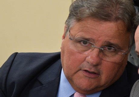 Geddel Se Cala Sobre R Milh Es Encontrados Em Seu Suposto