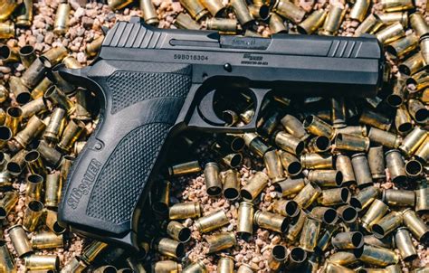 6 Best Sig Sauer Pistols For Concealed Carry Guide Pew Pew Tactical