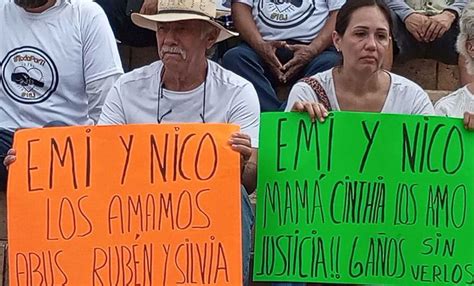 Protestan Padres De Familia Contra Jueces