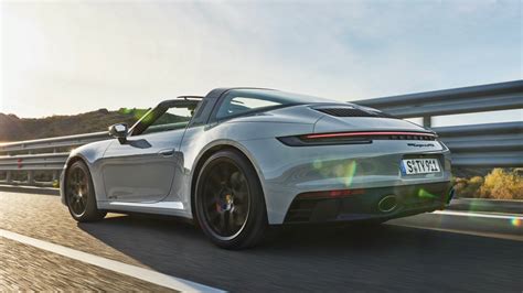 Porsche Adds 2022 911 GTS to Model Lineup - Kelley Blue Book