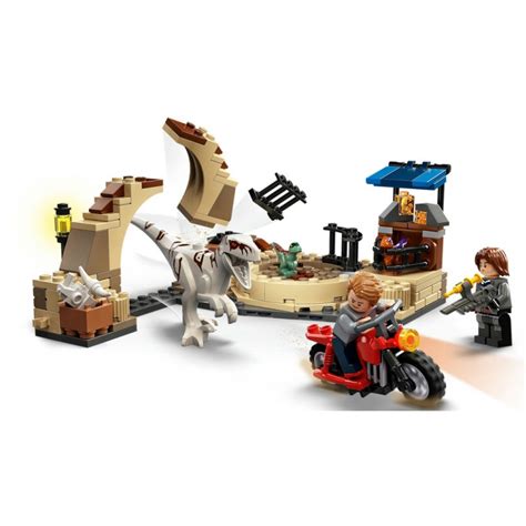 Lego Jurassic World 76945 Dinossauro Atrociraptor Perseguição De Mota