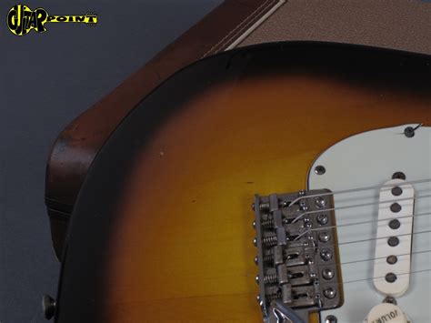 Fender Stratocaster Tone Sunburst Guitarpoint