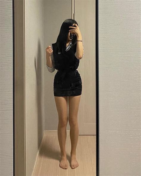 태희 On Instagram “꿀🐽🐽 중딩녀 중딩스타그램 거울셀카 교복 교복스타그램 일상 데일리