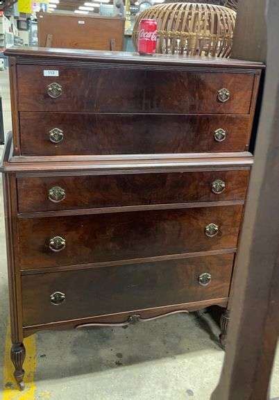 Depression Era Mahogany Dresser Minor Wear Dixon S Auction At Crumpton