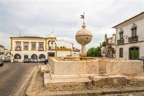 Evora Portugal Vista De Rua Belos Edif Cios Residenciais