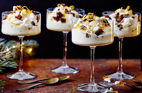 Festive Eton Mess Recipe Christmas Dessert Recipes Tesco Real Food