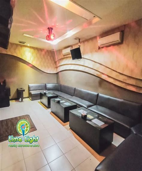 5 Tempat Karaoke Jakarta Yang Seru Dan Terkenal Beserta Alamatnya