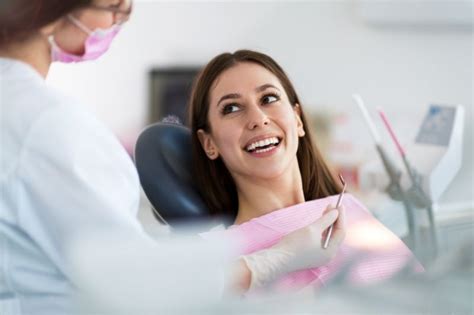 Qué es el bruxismo Clínica Dental Los Arcos