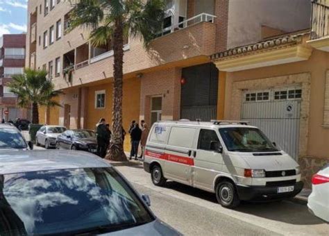 Madre Asesina A Su Beb Y Se Arroja Desde El Segundo Piso