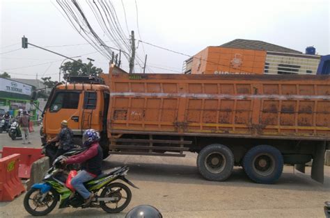 Truk Tambang Tetap Beroperasi Dishub Kab Bogor Ngaku Siap Pasang