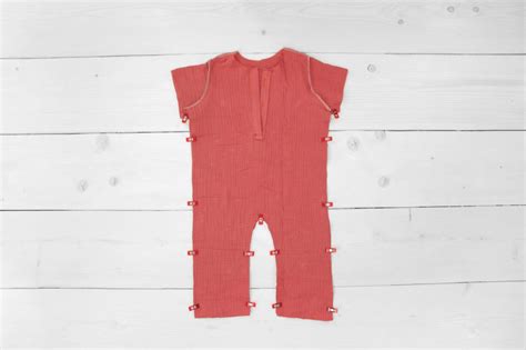 Baby Overall N Hen Mit Gratis Schnittmuster In Gr Sse Bis