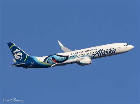 Alaska Airlines Seattle Kraken Livery 737 MAX 9 N915AK Flickr