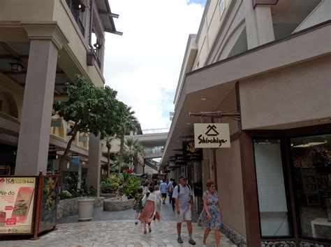 Ala Moana Shopping Center Honolulu Hawaii | All about hawaii, Honolulu