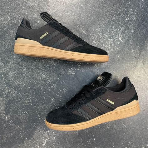 Adidas Busenitz Black/Carbon/Gold Gum – 561 Skate