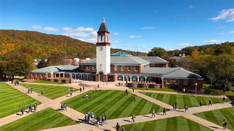 Quinnipiac University - Requirements + Data | CollegeVine